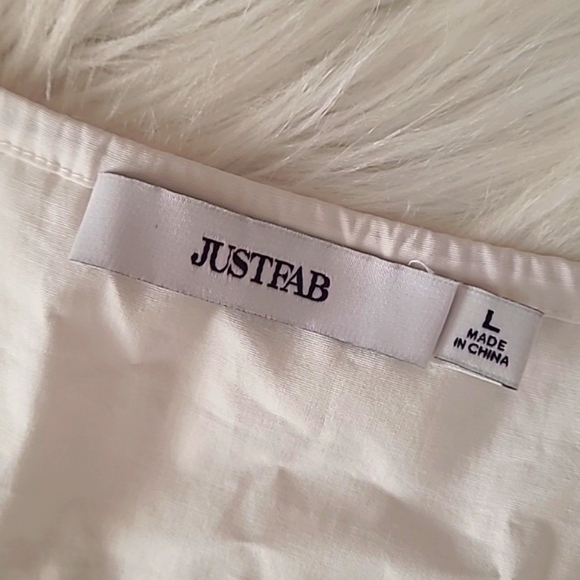🆕️NWT JustFab White Babydoll Button Front Plunge Top Tee Shirt Womens Size L - Picture 16 of 17